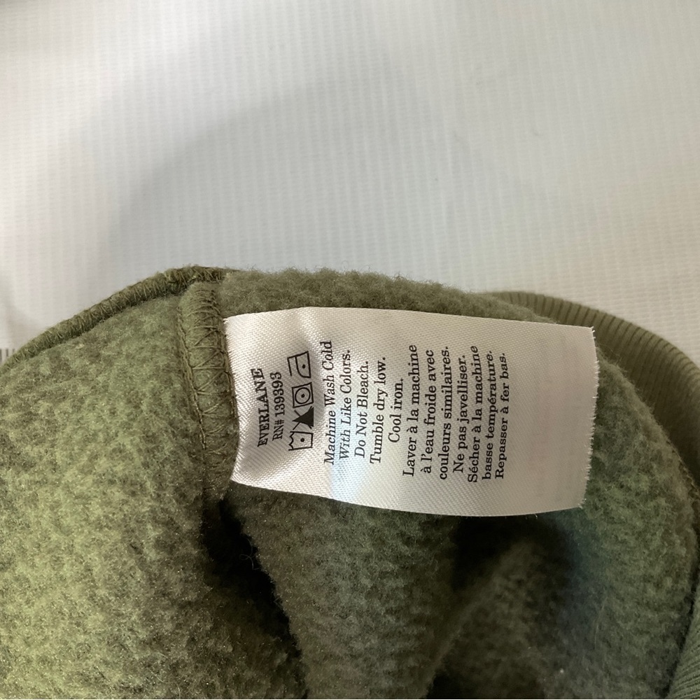 Everlane The ReNew Teddy Oversized Crew Neck Sweater Kalamata Size Small - Picture 13 of 13